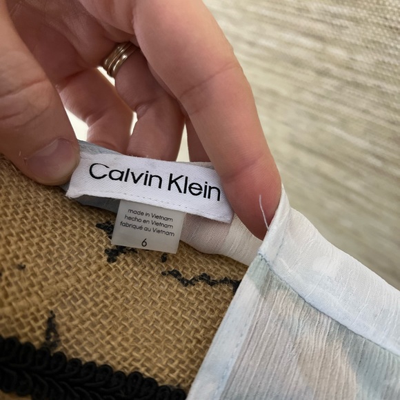 Calvin Klein dress - Picture 4 of 5